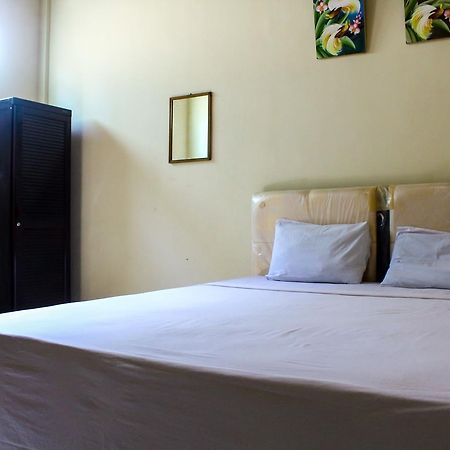 Lolo Beach Inn 레기안 외부 사진