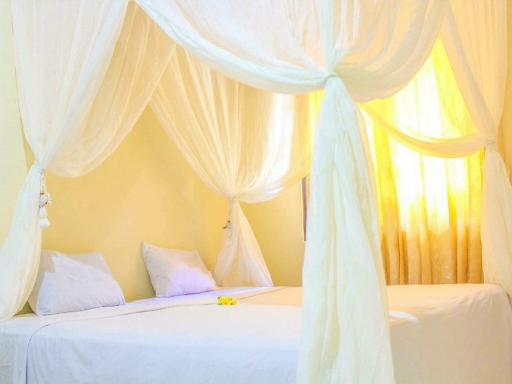 Lolo Beach Inn 레기안 외부 사진