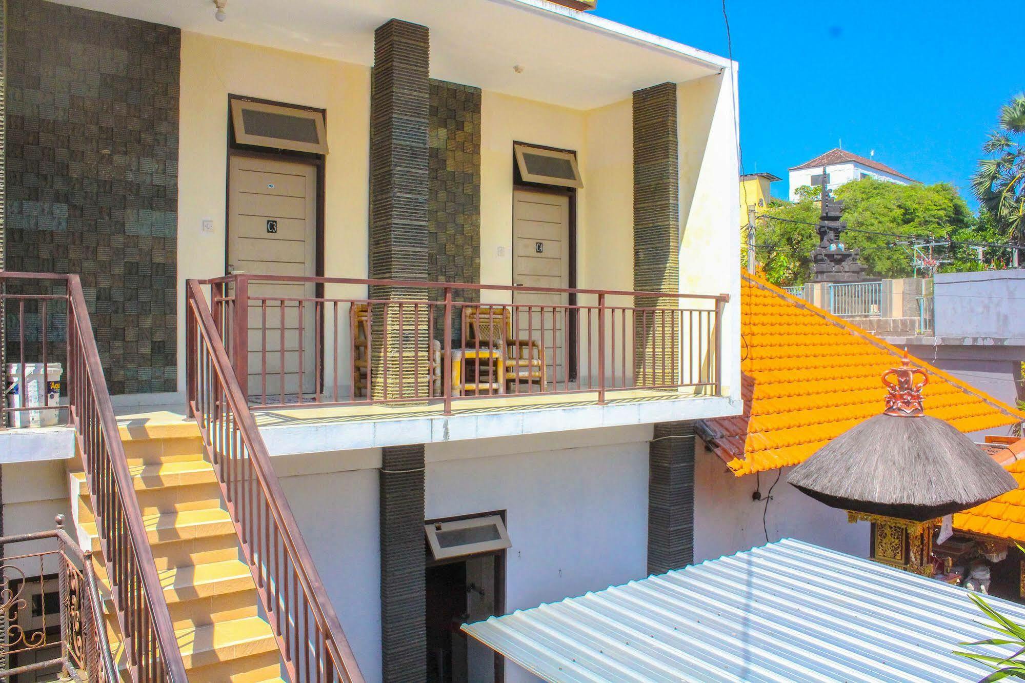 Lolo Beach Inn 레기안 외부 사진